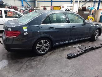 Mercedes E-klasse E (W212) Sedan E-200 2.0 Turbo 16V (M274.920) [135kW]  (01-2013/12-201=
6) picture 3