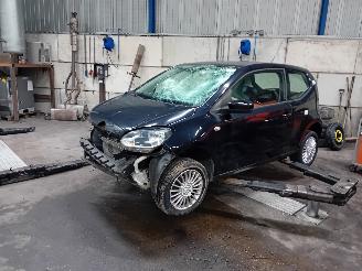 Coche siniestrado Volkswagen Up! Up! (121) Hatchback 1.0 12V 60 (CHYE) [44kW]  (08-2011/08-2020) 2013/1