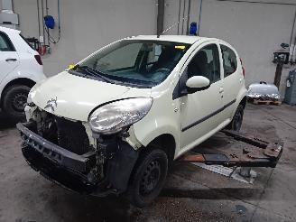 Citroën C1 C1 Hatchback 1.0 12V (384F(CFA)) [50kW]  (06-2005/09-2014) picture 1