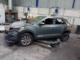 Coche siniestrado Volkswagen T-Roc T-Roc I SUV 1.0 TSI 12V BlueMotion (CHZJ) [85kW]  (07-2017/11-2020) 2018/11