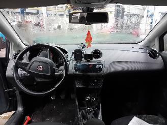 Seat Ibiza Ibiza IV SC (6J1) Hatchback 3-drs 1.2 TSI (CBZB) [77kW]  (09-2010/05-2=
015) picture 5
