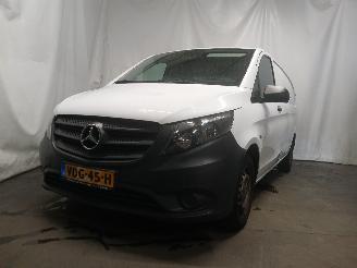 damaged passenger cars Mercedes Vito Vito (447.6) Van 1.7 110 CDI 16V (OM622.851(R9N)) [75kW]  (09-2019/...=
) 2014/12