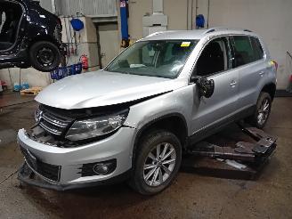 Démontage voiture Volkswagen Tiguan Tiguan (5N1/2) SUV 1.4 TSI 16V (CAXA(Euro 5)) [90kW]  (08-2010/07-2018=
) 2012/6