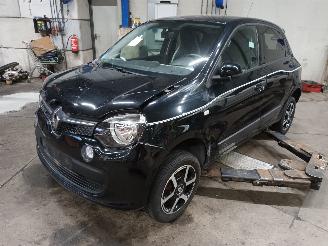 Uttjänta bilar auto Renault Twingo Twingo III (AH) Hatchback 5-drs 1.0 SCe 70 12V (H4D-400(H4D-A4)) [51kW=
]  (09-2015/04-2019) 2019/0