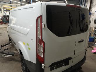 Ford Transit Transit Custom Van 2.0 TDCi 16V Eco Blue 105 (YLFB) [77kW]  (12-2015/1=
2-2023) picture 4
