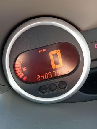 Renault Twingo Twingo II (CN) Hatchback 3-drs 1.2 16V (D4F-772(D4F-J7)) [56kW]  (03-2=
007/09-2014) picture 2