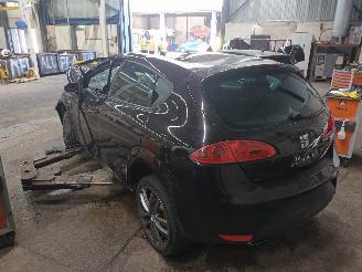 Seat Leon Leon (1P1) Hatchback 5-drs 2.0 TFSI Cupra 16V (BWJ) [177kW]  (11-2006/=
05-2011) picture 4