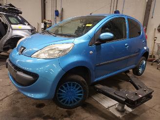 rozbiórka samochody osobowe Peugeot 107 107 Hatchback 1.0 12V (384F(1KR)) [50kW]  (06-2005/05-2014) 2006/11
