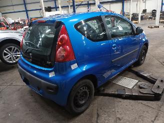 Peugeot 107 107 Hatchback 1.0 12V (384F(1KR)) [50kW]  (06-2005/05-2014) picture 3