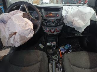 Opel Karl Karl Hatchback 5-drs 1.0 12V (B10XE(Euro 6)) [55kW]  (01-2015/03-2019)= picture 5