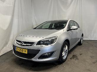 occasion passenger cars Opel Astra Astra J (PC6/PD6/PE6/PF6) Hatchback 5-drs 1.4 16V ecoFLEX (B14XER(Euro=
 6)) [74kW]  (12-2009/10-2015) 2015/3