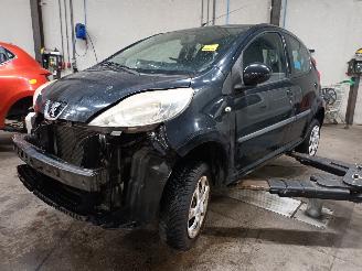 Vrakbiler auto Peugeot 107 107 Hatchback 1.0 12V (384F(1KR)) [50kW]  (06-2005/05-2014) 2009/11