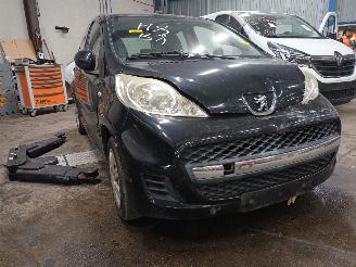 Peugeot 107 107 Hatchback 1.0 12V (384F(1KR)) [50kW]  (06-2005/05-2014) picture 2