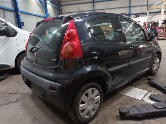 Peugeot 107 107 Hatchback 1.0 12V (384F(1KR)) [50kW]  (06-2005/05-2014) picture 3