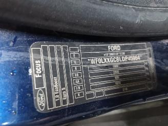 Ford Focus Focus 3 Wagon Combi 1.0 Ti-VCT EcoBoost 12V 100 (M2DA(Euro 5)) [74kW] =
 (02-2012/05-2018) picture 6