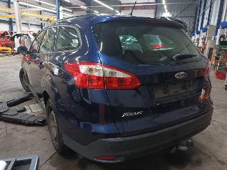Ford Focus Focus 3 Wagon Combi 1.0 Ti-VCT EcoBoost 12V 100 (M2DA(Euro 5)) [74kW] =
 (02-2012/05-2018) picture 4