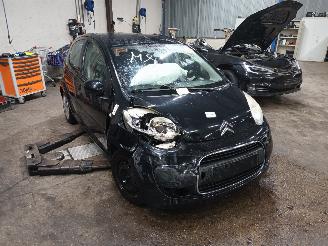 Citroën C1 C1 Hatchback 1.0 12V (1KR-FE(CFB)) [50kW]  (06-2005/09-2014) picture 2