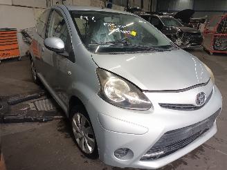 Toyota Aygo Aygo (B10) Hatchback 1.0 12V VVT-i (1KR-FE) [50kW]  (07-2005/05-2014) picture 2
