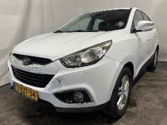 krockskadad bil auto Hyundai Ix35 iX35 (LM) SUV 2.0 16V (G4KD) [120kW]  (01-2010/08-2013) 2010/9