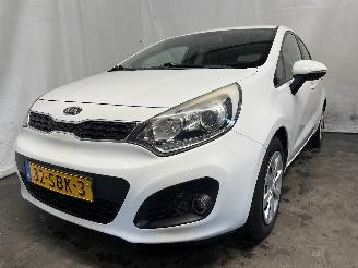 Avarii autoturisme Kia Rio Rio III (UB) Hatchback 1.2 CVVT 16V (G4LA5) [63kW]  (09-2011/12-2017) 2011/9