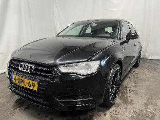 skadebil auto Audi A3 A3 Sportback (8VA/8VF) Hatchback 5-drs 1.4 16V g-tron (CPWA(Euro 6)) [=
81kW]  (11-2013/10-2020) 2014/10