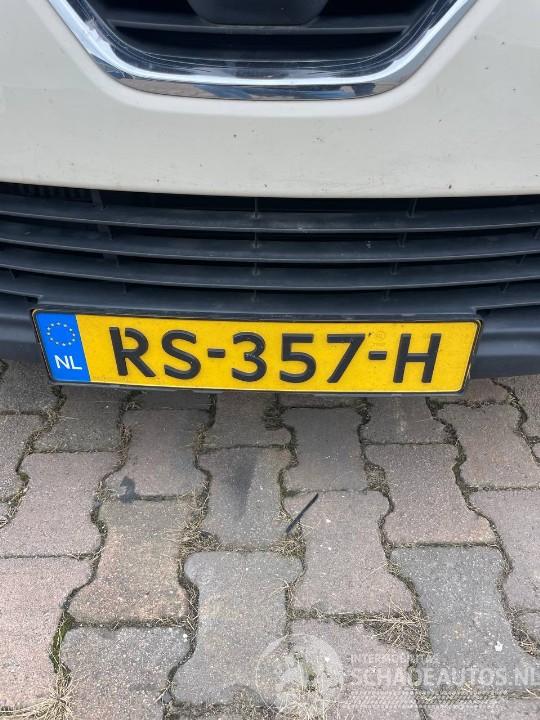 Renault Captur Captur (2R) SUV 0.9 Energy TCE 12V (H4B-400(H4B-A4)) [66kW]  (06-2013/=
=2E..)