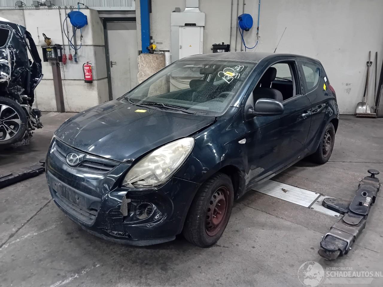 Hyundai I-20 i20 Hatchback 1.2i 16V (G4LA) [57kW]  (09-2008/12-2012)
