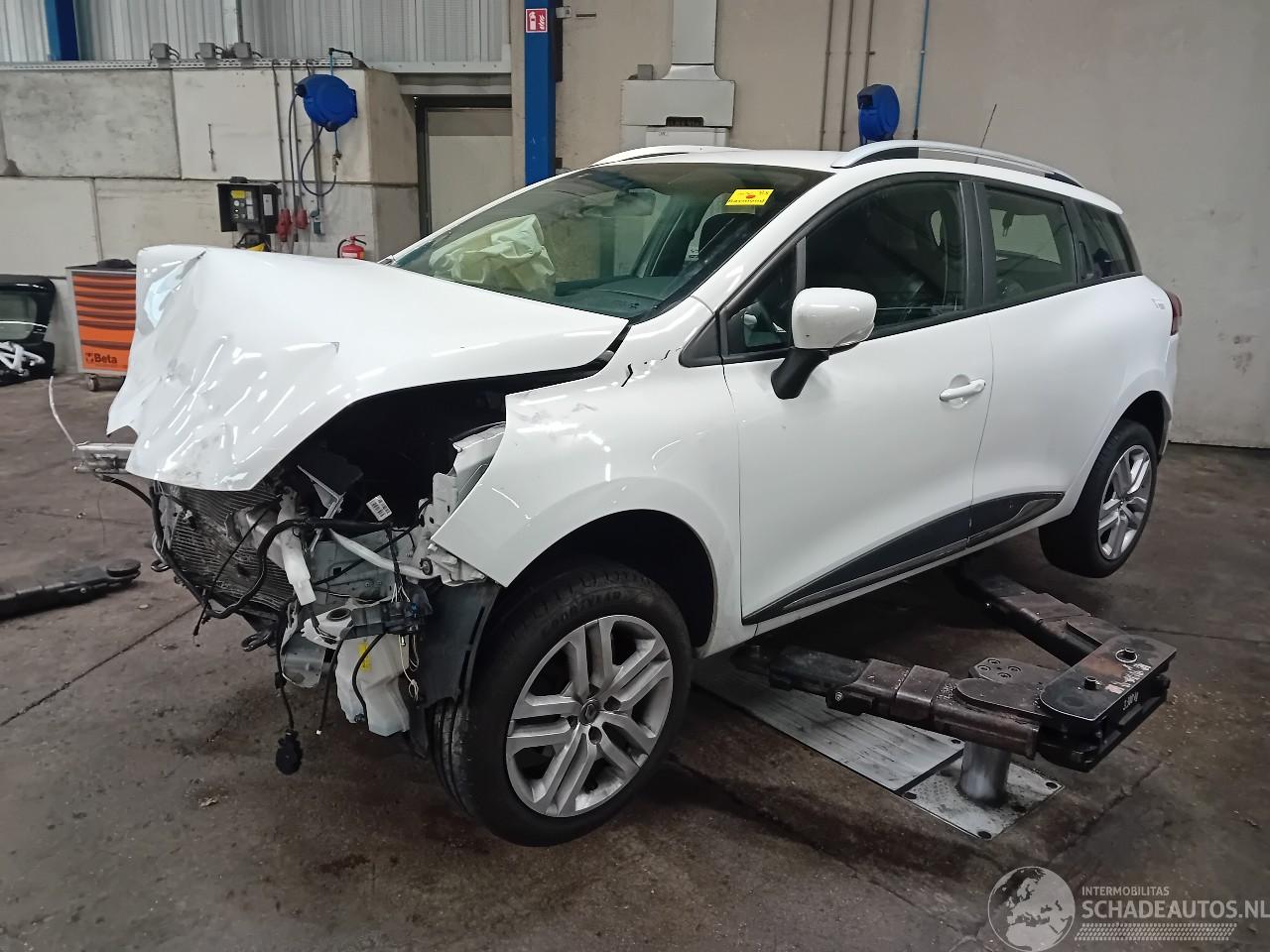 Renault Clio Clio IV Estate/Grandtour (7R) Combi 5-drs 0.9 Energy TCE 90 12V (H4B-4=
08(H4B-B4)) [66kW]  (01-2013/08-2021)