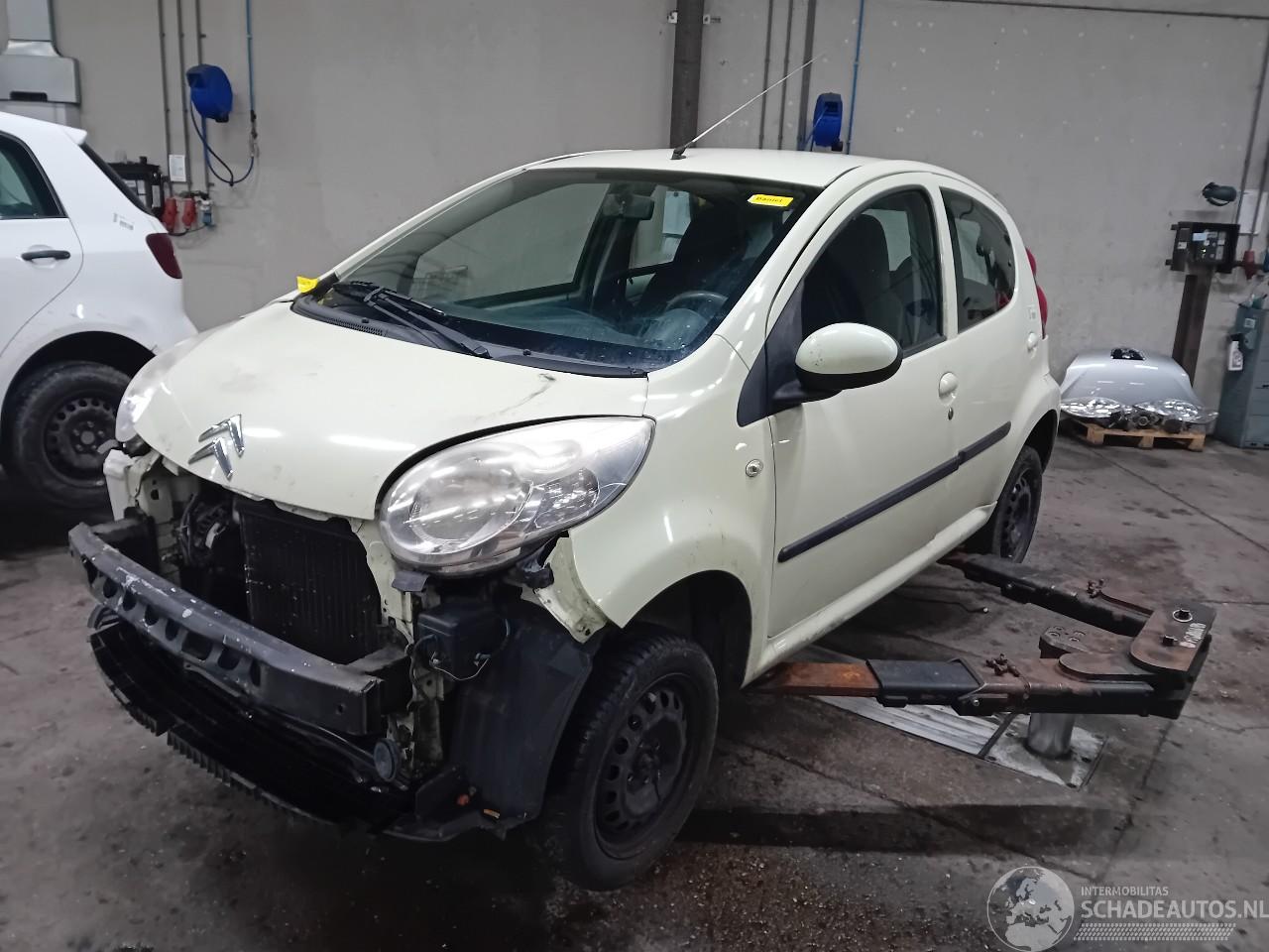 Citroën C1 C1 Hatchback 1.0 12V (384F(CFA)) [50kW]  (06-2005/09-2014)