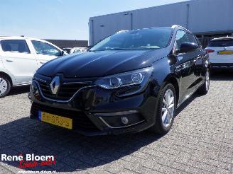 Vaurioauto  passenger cars Renault Mégane 1.2 Tce Limited Navi 131pk 2018/5