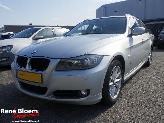 Damaged car BMW 3-serie 318i Automaat 143pk 2010/4