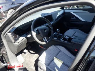 Opel Astra SPORTS TOURER 1.2 Business Elegance picture 13
