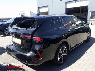 Opel Astra SPORTS TOURER 1.2 Business Elegance picture 3