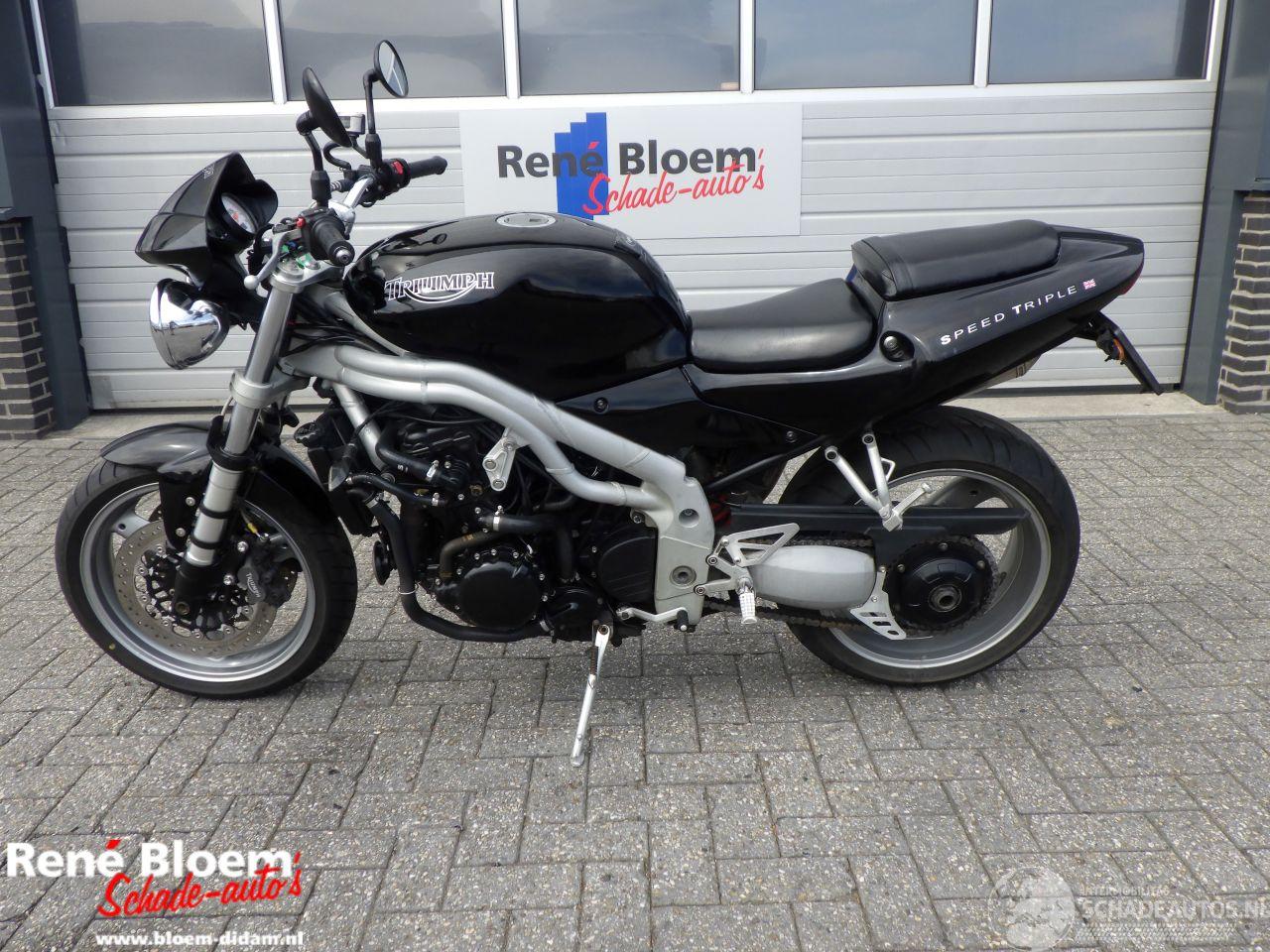 Triumph Speed Triple 955i