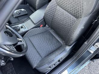 Skoda Superb Gereserveerd 1.6 TDI 120pk dsg aut + f1 Style Bus - pano - nap - xenon - rest bpm 1300 - keyless - front + side + line assist - elektr klep picture 59
