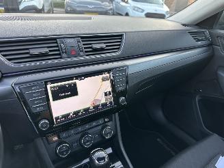 Skoda Superb Gereserveerd 1.6 TDI 120pk dsg aut + f1 Style Bus - pano - nap - xenon - rest bpm 1300 - keyless - front + side + line assist - elektr klep picture 51