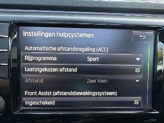 Skoda Superb Gereserveerd 1.6 TDI 120pk dsg aut + f1 Style Bus - pano - nap - xenon - rest bpm 1300 - keyless - front + side + line assist - elektr klep picture 16