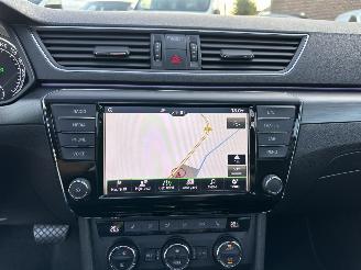 Skoda Superb Gereserveerd 1.6 TDI 120pk dsg aut + f1 Style Bus - pano - nap - xenon - rest bpm 1300 - keyless - front + side + line assist - elektr klep picture 19