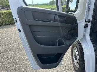 Citroën Jumper 2.2 BlueHDi 120pk 6-bak S&S L2/H2 3.0t - 15dkm nap - 3pers - 2x camera - navi - front + line + side assist picture 50