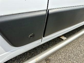 Citroën Jumper 2.2 BlueHDi 120pk 6-bak S&S L2/H2 3.0t - 15dkm nap - 3pers - 2x camera - navi - front + line + side assist picture 8