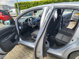Mitsubishi Space-star Space Star 1.2 Connect+ 5DRS COOL 22000 KM picture 6