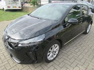 damaged passenger cars Renault Clio 1.0B EVOLUTION Airco Navi Pdc CruiseControl ...... 2024/3