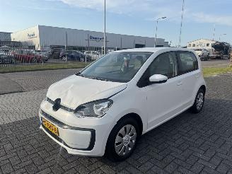 Volkswagen Up! 1.0 44kw AIRCO picture 4