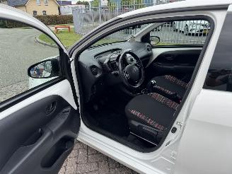 Citroën C1 1.0 VTi 53kw AIRCO picture 10