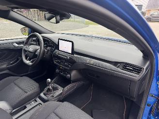 Ford Focus 1.0 Ecoboost ST Line picture 18