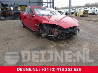 disassembly passenger cars Tesla Model S Model S, Liftback, 2012 P85D 2015/3