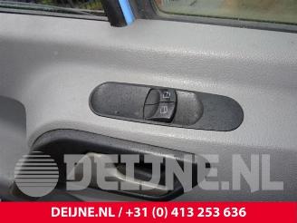 Volkswagen Crafter Crafter, Bus, 2006 / 2013 2.5 TDI 30/32/35 picture 16