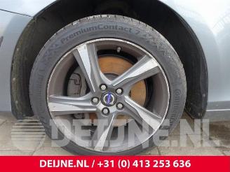 Volvo V-40 V40 (MV), Hatchback 5-drs, 2012 / 2019 2.0 D4 16V picture 9