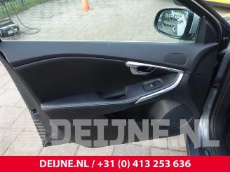 Volvo V-40 V40 (MV), Hatchback 5-drs, 2012 / 2019 2.0 D4 16V picture 17