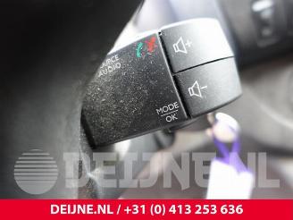 Opel Vivaro Vivaro, Van, 2014 / 2019 1.6 CDTI BiTurbo 120 picture 25